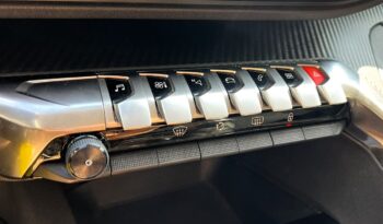 PEUGEOT 3008 1.5 DIESEL 130HP (EL832) full