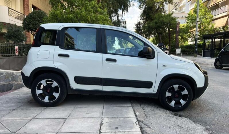 Fiat Panda 1.0 HYBRID CITY CROSS (EL887) full