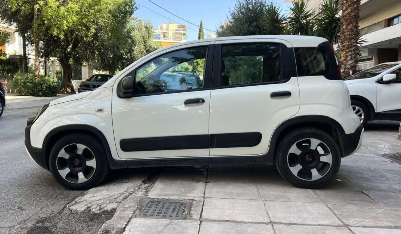 Fiat Panda 1.0 HYBRID CITY CROSS (EL887) full